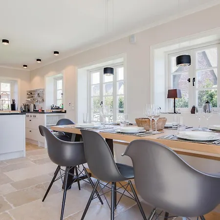 Hues Kjerte * Веннингштедт